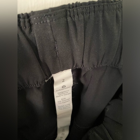 Lululemon Black Skirt Size 2 - Picture 3 of 5